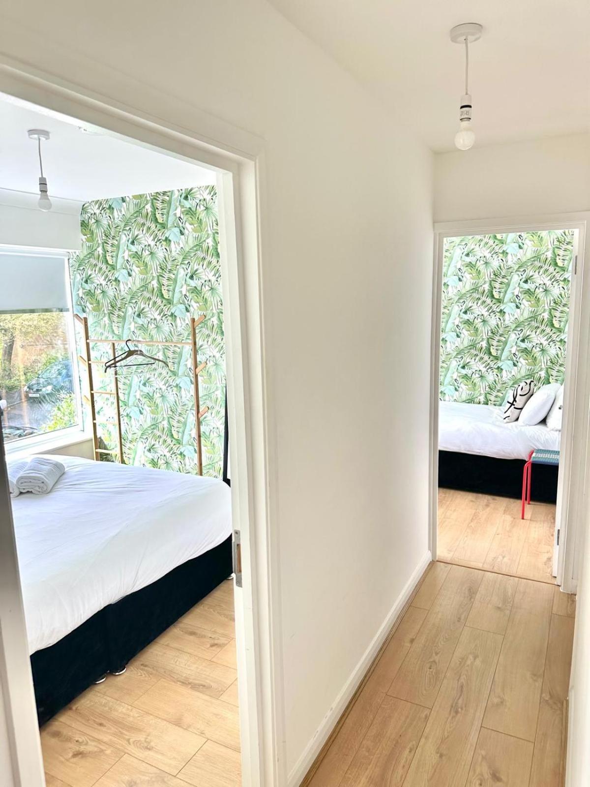 Deluxe Beach House Brighton ภายนอก รูปภาพ